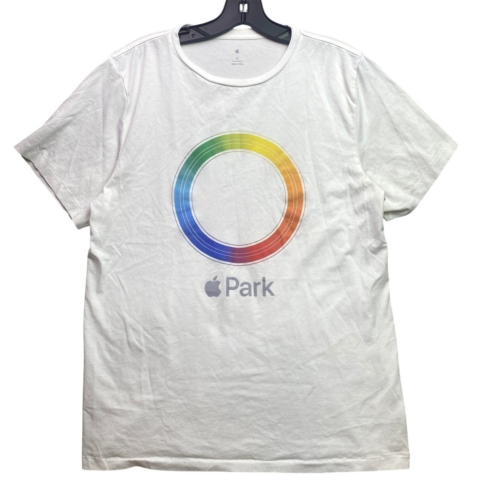 Apple Park Visitor Center Shirt Mens Medium Rainbow Infinite Loop Logo Everyday